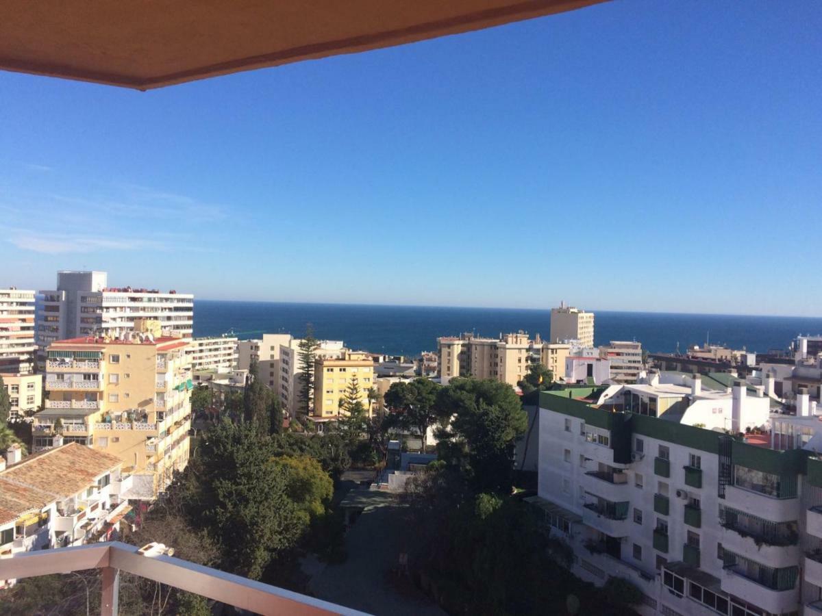 R&E Apartment Торремолинос Экстерьер фото