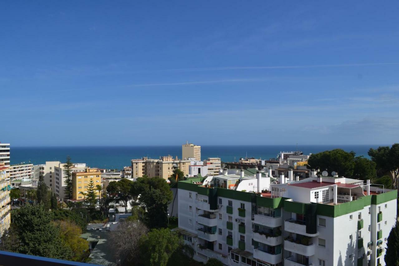 R&E Apartment Торремолинос Экстерьер фото